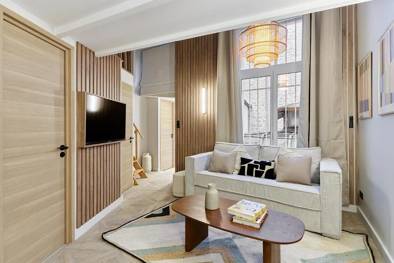 Apartment Batignolle Montmartre By Studio Prestige Paris