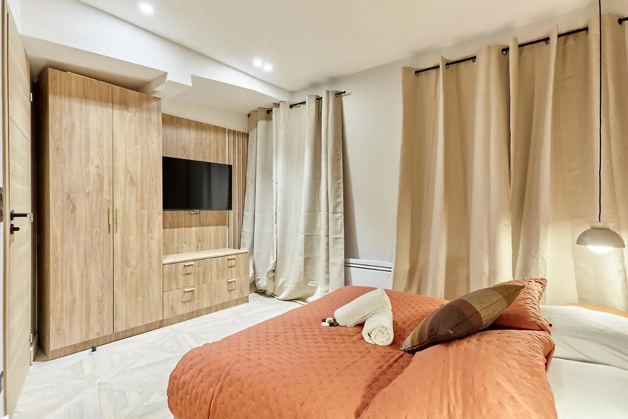 Apartment Batignolle Montmartre By Studio Prestige Paris