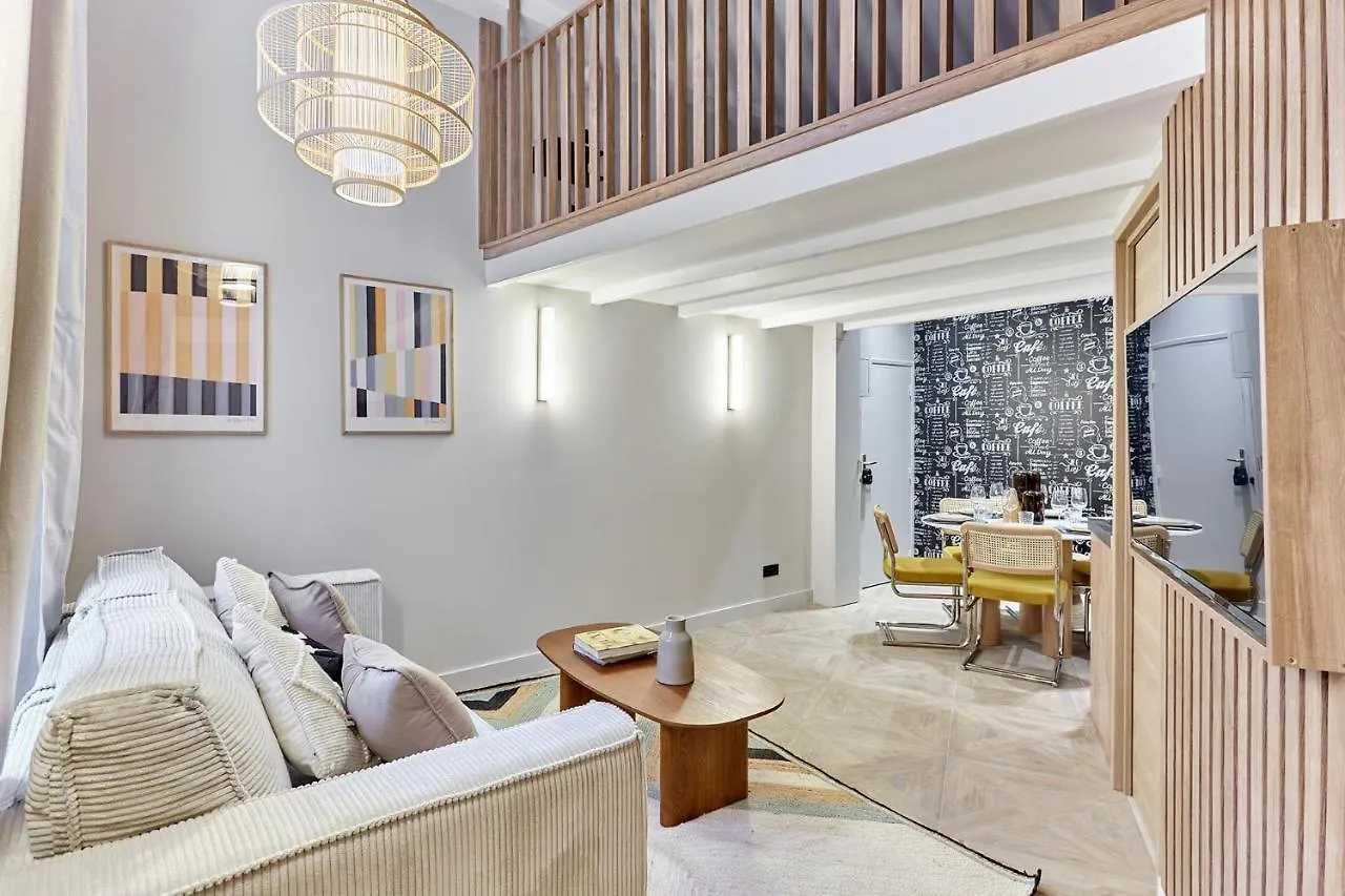 Apartment Batignolle Montmartre By Studio Prestige Paris