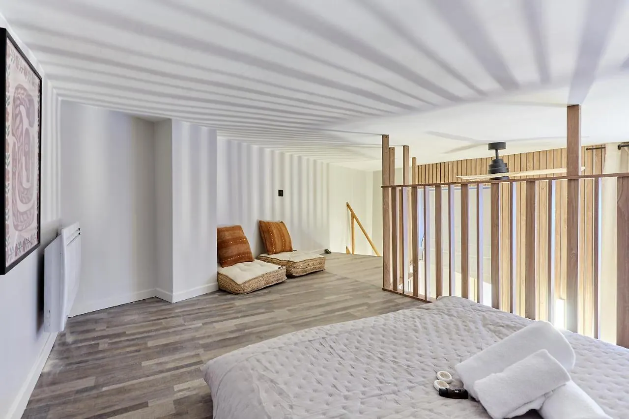 Apartment Batignolle Montmartre By Studio Prestige Paris France
