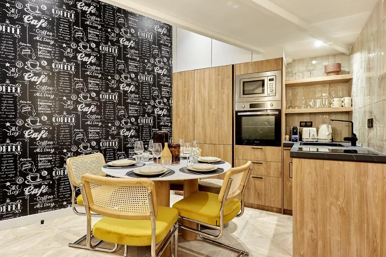 Apartment Batignolle Montmartre By Studio Prestige Paris